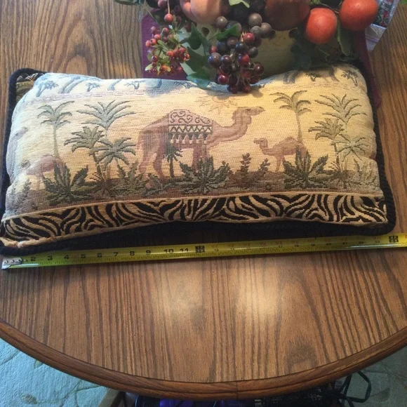 Borgata Tapestry Desert Scene Rectangular Lumbar Decorative Pillow - Picture 6 of 8